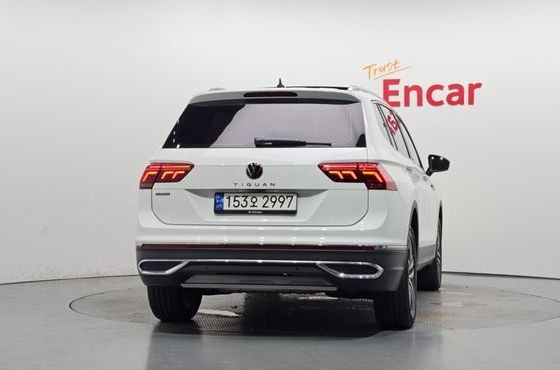 Volkswagen Tiguan 2.0 TSI Prestige — пробег 26 872 км — фото 4 из 5