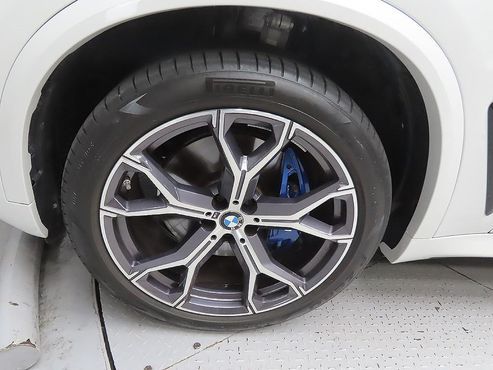 BMW X5 xDrive 40i M Sport — пробег 10 664 км — фото 5 из 5