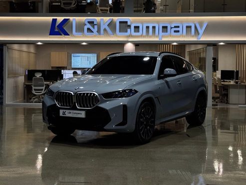 BMW X6 xDrive40i M Sport — пробег 9 698 км — фото 2 из 5