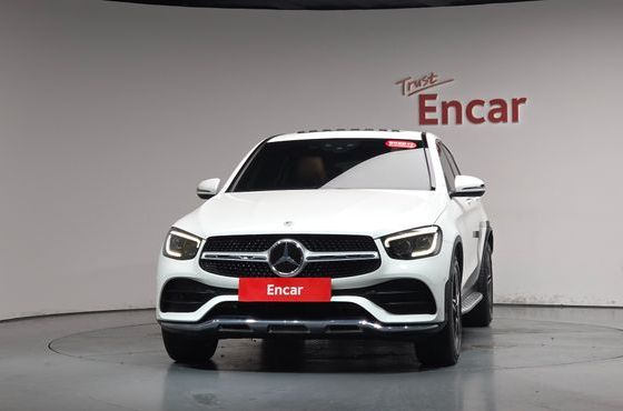 Mercedes-Benz GLC-Class GLC300 4MATIC Premium Coupe — пробег 54 670 км — фото 3 из 5