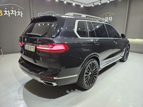 BMW X7 xDrive 40i Design Pure Excellence 7-Seater — пробег 76 892 км — фото 2 из 5