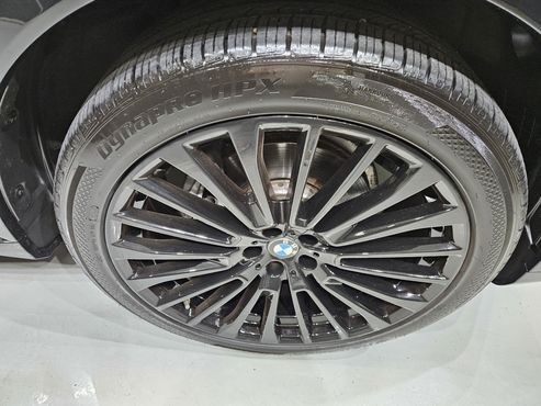 BMW X7 xDrive 40i Design Pure Excellence 7-Seater — пробег 76 892 км — фото 5 из 5