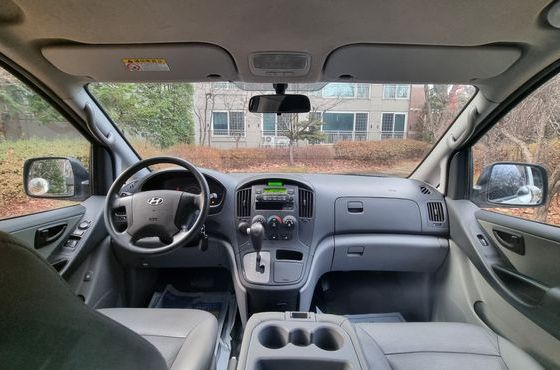 Hyundai Starex 3-Seater VAN CVX Deluxe — пробег 162 000 км — фото 4 из 5