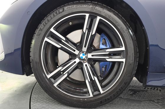 BMW 3-Series 320i M Sport — пробег 8 733 км — фото 5 из 5