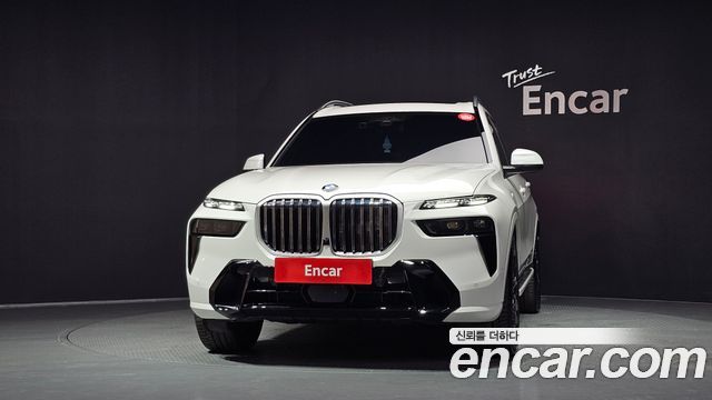 BMW X7 xDrive 40i M Sport 6STR — пробег 13 817 км — фото 3 из 5