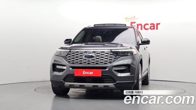 Ford Explorer 3.0 Platinum 4WD — пробег 66 939 км — фото 3 из 5