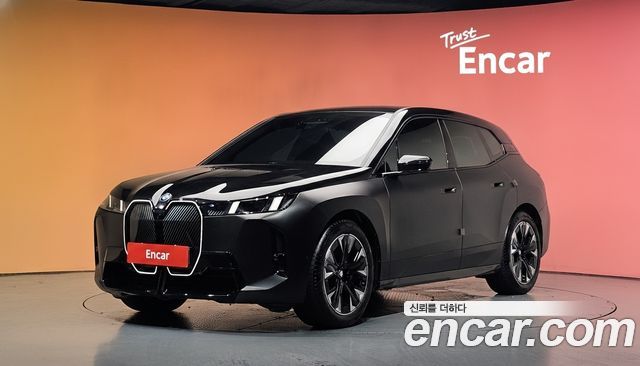 BMW iX из Кореи Encar