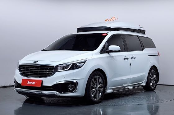 Kia Carnival 9-seater Outdoor Prestige — пробег 128 317 км — фото 1 из 5