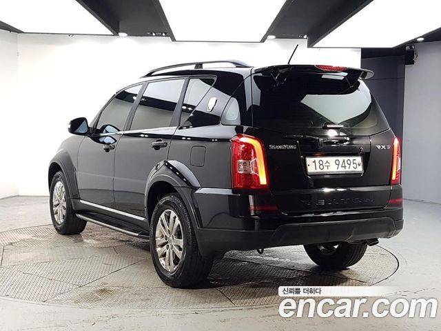 Ssangyong Rexton 2.0 4WD RX7 Prestige — пробег 209 650 км — фото 3 из 5