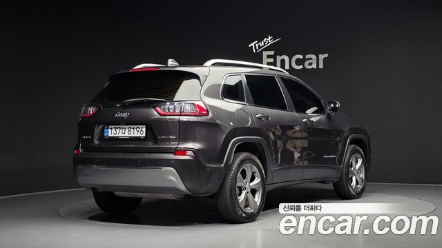 Jeep Cherokee 2.4 Limited AWD — пробег 46 702 км — фото 2 из 5