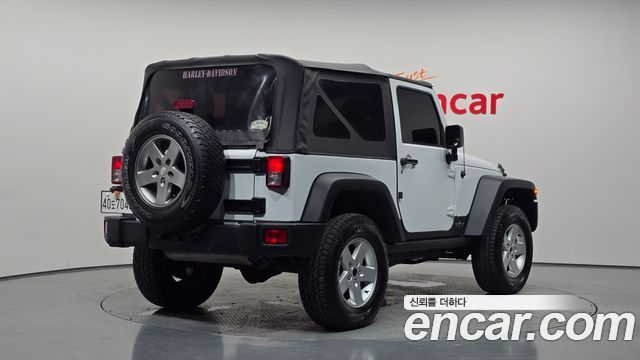 Jeep Wrangler 3.6 Sport 2Door — пробег 79 330 км — фото 2 из 5