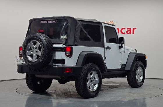 Jeep Wrangler 3.6 Sport 2Door — пробег 79 330 км — фото 2 из 5