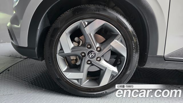 Hyundai Venue из Кореи Encar