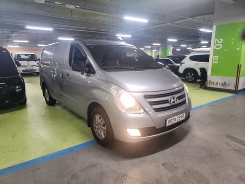 Hyundai Starex 3-Seater LPi VAN Smart — пробег 161 500 км — фото 2 из 5