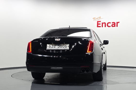 Cadillac CT6 2.0 Turbo — пробег 46 656 км — фото 4 из 5