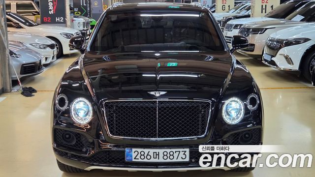 Bentley Bentayga 4.0 V8 — пробег 39 500 км — фото 1 из 5