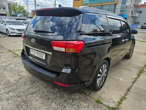 Kia Carnival 11-seater Prestige — пробег 162 172 км — фото 3 из 5
