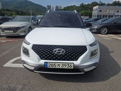 Hyundai Venue 1.6 Flux — пробег 65 927 км — фото 3 из 5