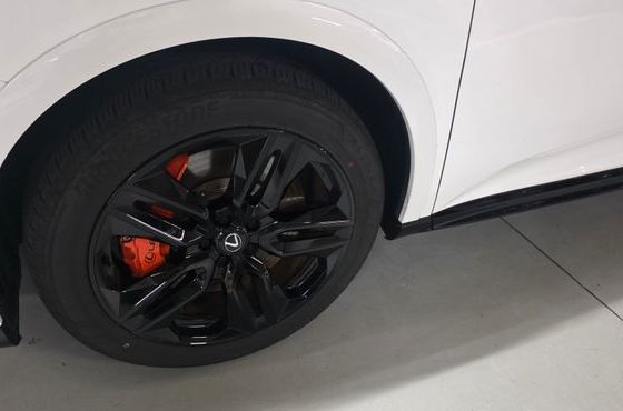 Lexus RX F-Sport — пробег 16 900 км — фото 4 из 5
