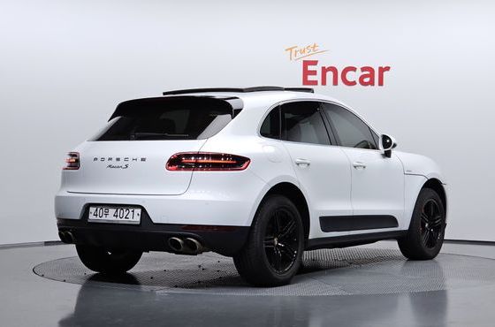 Porsche Macan 3.0 S Diesel 95B — пробег 87 228 км — фото 2 из 5