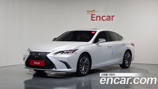 Lexus ES Luxury Plus — пробег 60 165 км — фото 1 из 5
