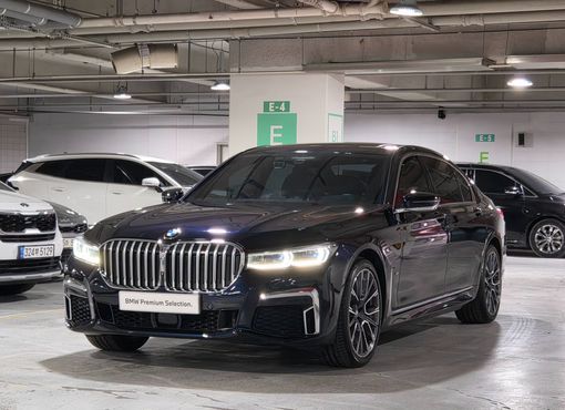 BMW 7-Series 740Li xDrive M Sport Package — пробег 88 026 км — фото 1 из 5