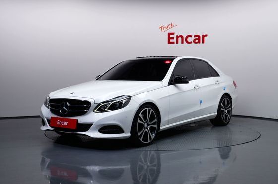 Mercedes-Benz E-Class E220 Bluetec Avantgarde Sport — пробег 104 884 км — фото 1 из 5