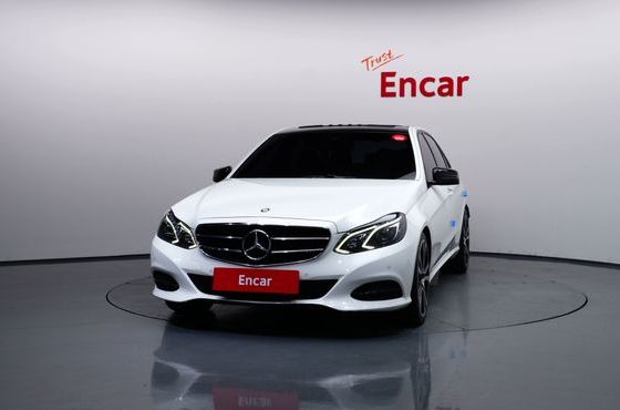 Mercedes-Benz E-Class E220 Bluetec Avantgarde Sport — пробег 104 884 км — фото 3 из 5