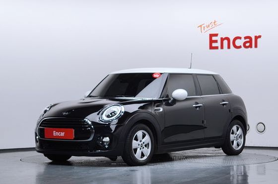 Mini Cooper 5Door Standard 3rd — пробег 41 320 км — фото 1 из 5