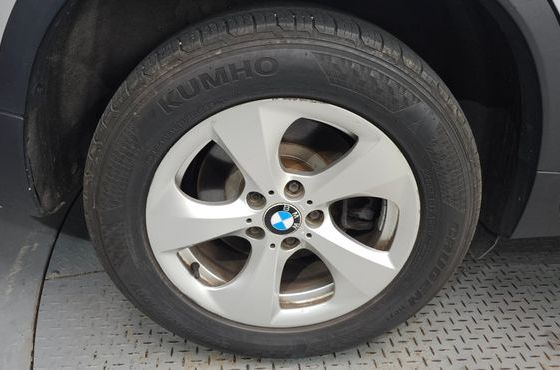 BMW X3 xDrive 20d High — пробег 184 490 км — фото 5 из 5