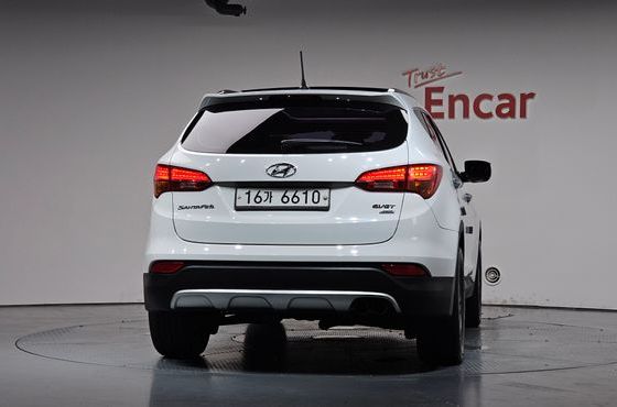 Hyundai Santafe Diesel(e-VGT) 2.0 4WD Exclusive — пробег 145 799 км — фото 4 из 5