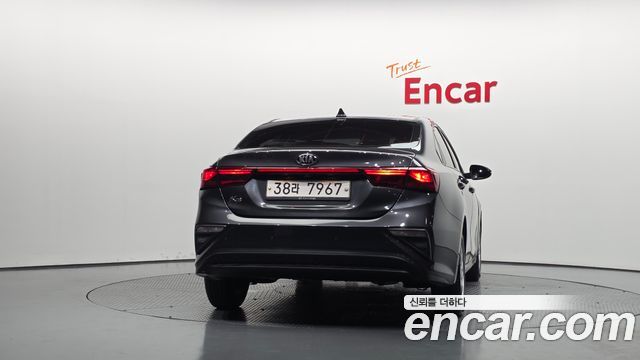 Kia K3 из Кореи Encar