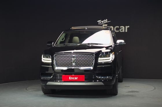 Lincoln Navigator 3.5L Black Label — пробег 101 008 км — фото 3 из 5