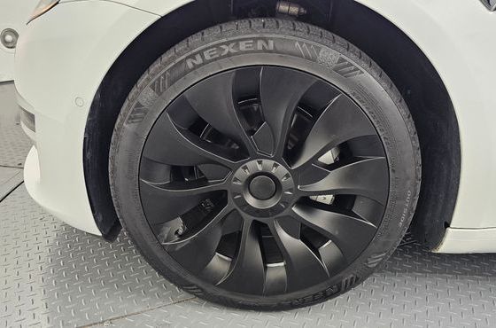 Tesla Model 3 Long Range AWD — пробег 68 274 км — фото 5 из 5
