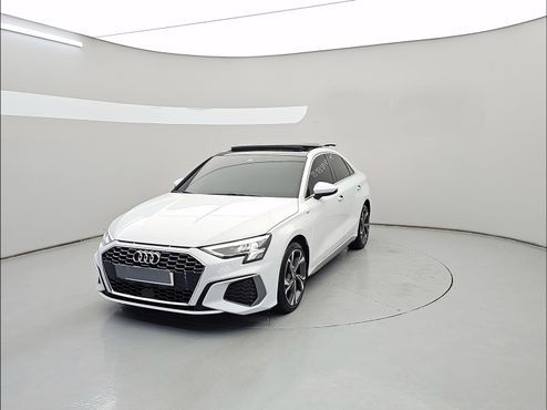 Audi A3 40 TFSI Premium — пробег 35 645 км — фото 1 из 4