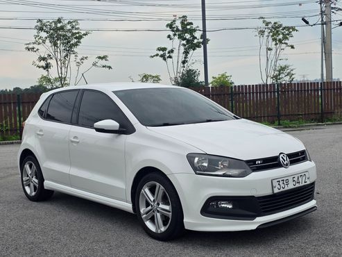 Volkswagen Polo 1.6 TDI R-Line 5th — пробег 137 680 км — фото 3 из 5