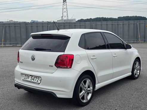 Volkswagen Polo 1.6 TDI R-Line 5th — пробег 137 680 км — фото 4 из 5