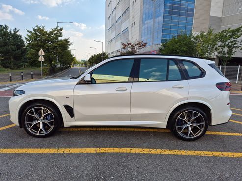 BMW X5 xDrive 40i M Sport — пробег 5 410 км — фото 5 из 5