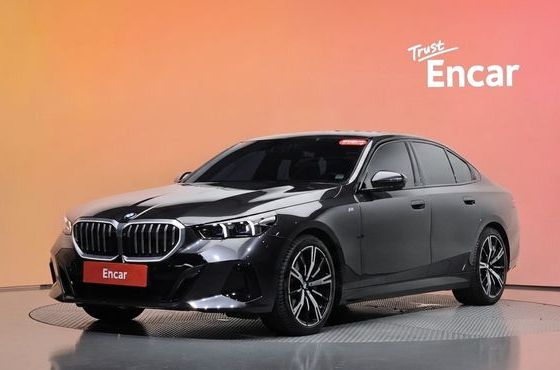 BMW 5-Series 530i xDrive M Sport — пробег 23 992 км — фото 1 из 5
