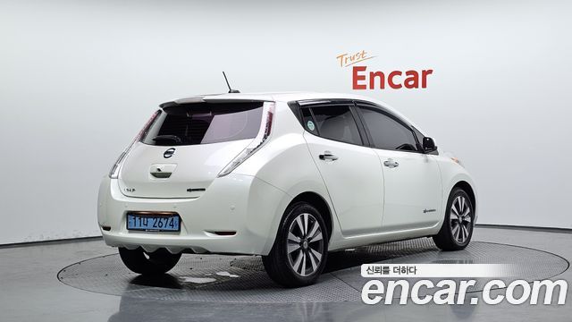 Nissan Leaf из Кореи Encar