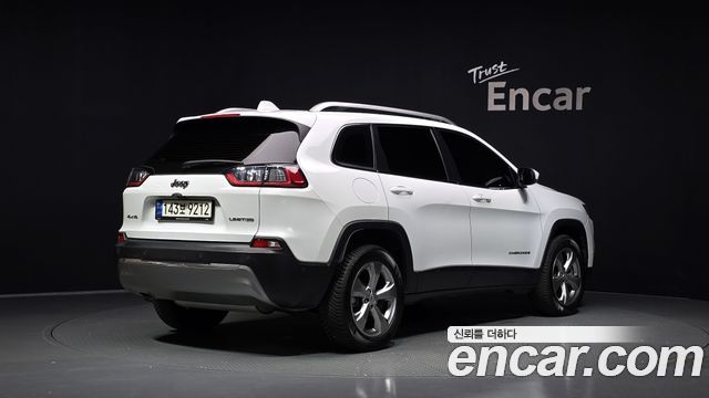 Jeep Cherokee 2.4 Limited AWD — пробег 34 299 км — фото 2 из 5