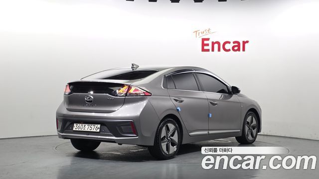 Hyundai Ioniq из Кореи Encar