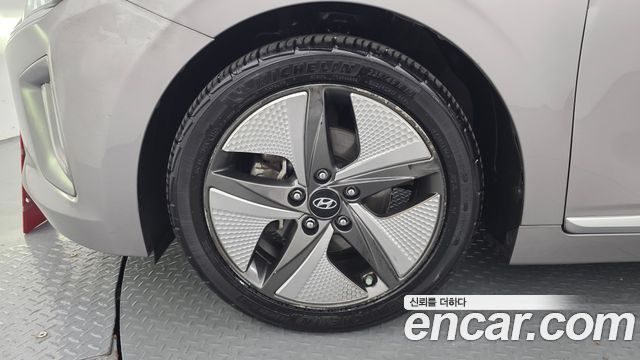 Hyundai Ioniq из Кореи Encar