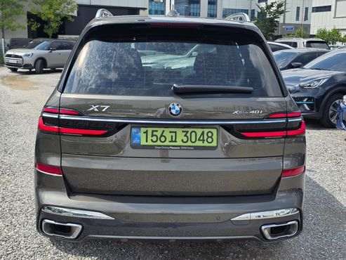 BMW X7 xDrive 40i M Sport 6STR — пробег 10 240 км — фото 4 из 5
