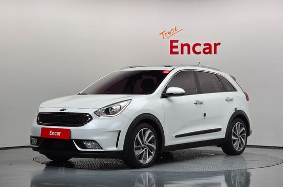 Kia Niro Noblesse — пробег 76 201 км — фото 1 из 5