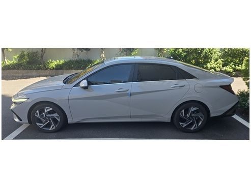 Hyundai AVANTE Inspiration — пробег 3 449 км — фото 3 из 5