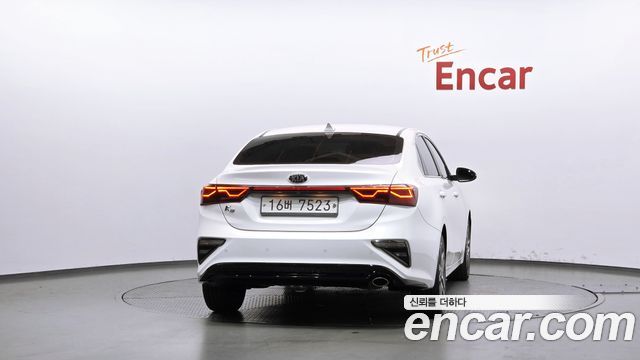 Kia K3 из Кореи Encar