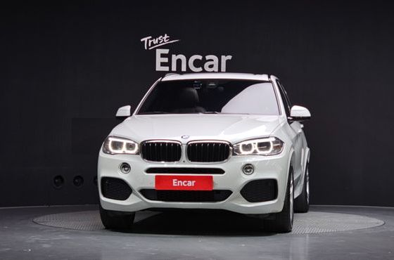 BMW X5 xDrive 30d M Sport package — пробег 75 040 км — фото 3 из 5