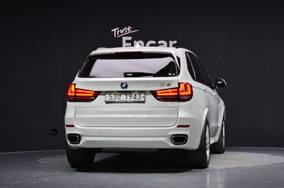 BMW X5 xDrive 30d M Sport package — пробег 75 040 км — фото 4 из 5