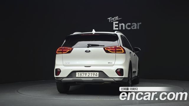 Kia Niro из Кореи Encar